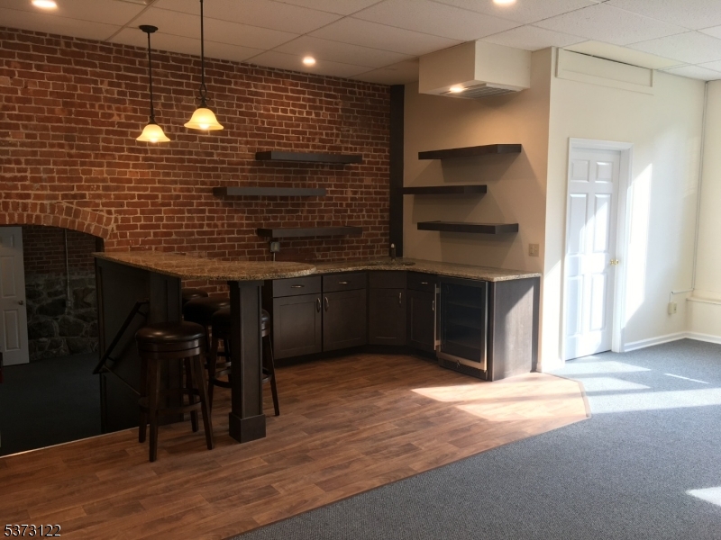 712 Main Street