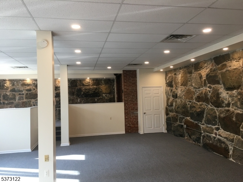 712 Main Street