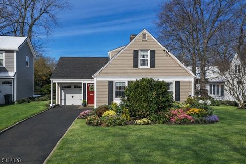 17 Cherokee Rd Cranford Twp. NJ 07016