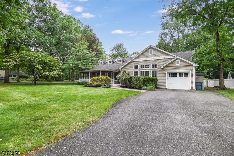 7 Chadwick Pl