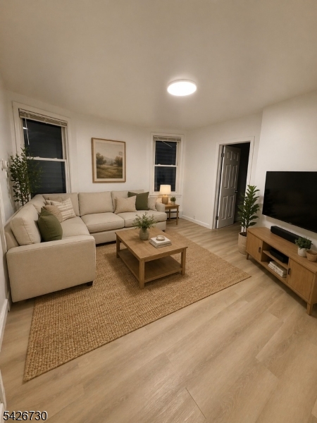 186 3Rd St 1