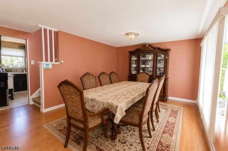 21 Chester Ave