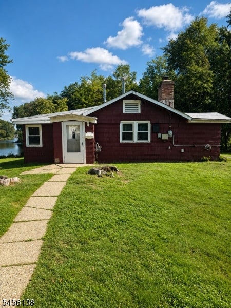 142 Island Ave