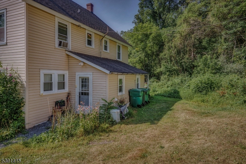 1049 County Road 521