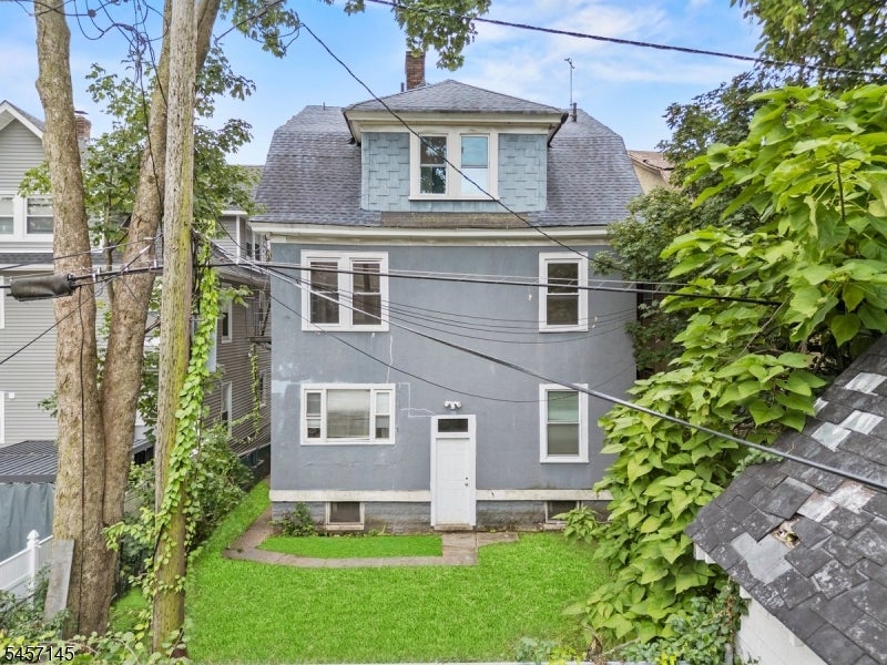 37 Mapes Ave 2