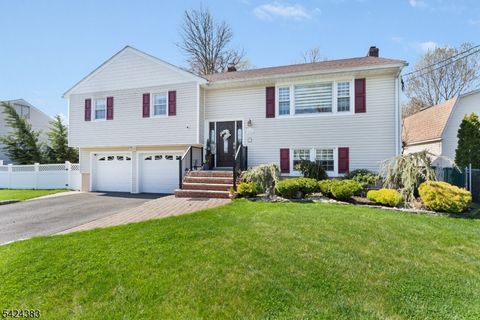68 DORIS WAY Clark Twp. NJ 07066