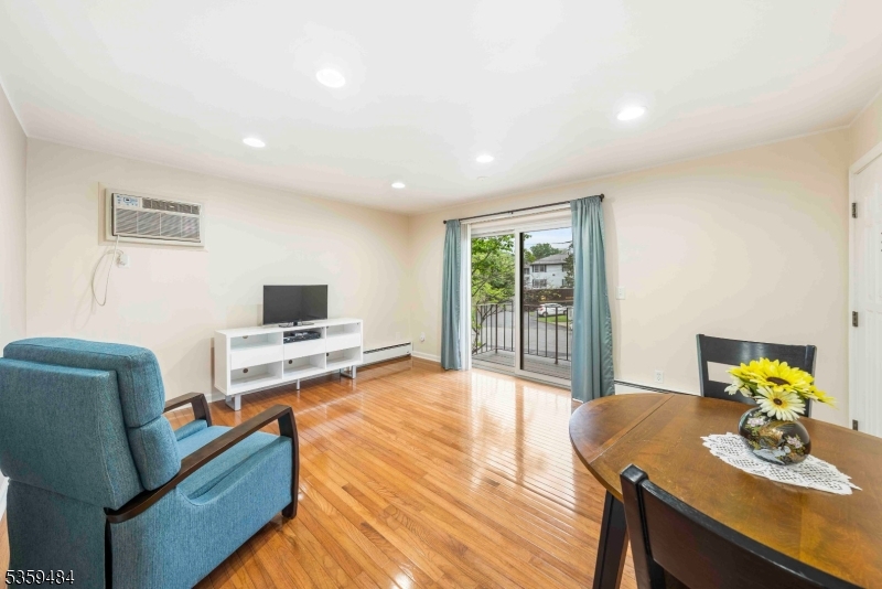 8 Sewall Ave 6B