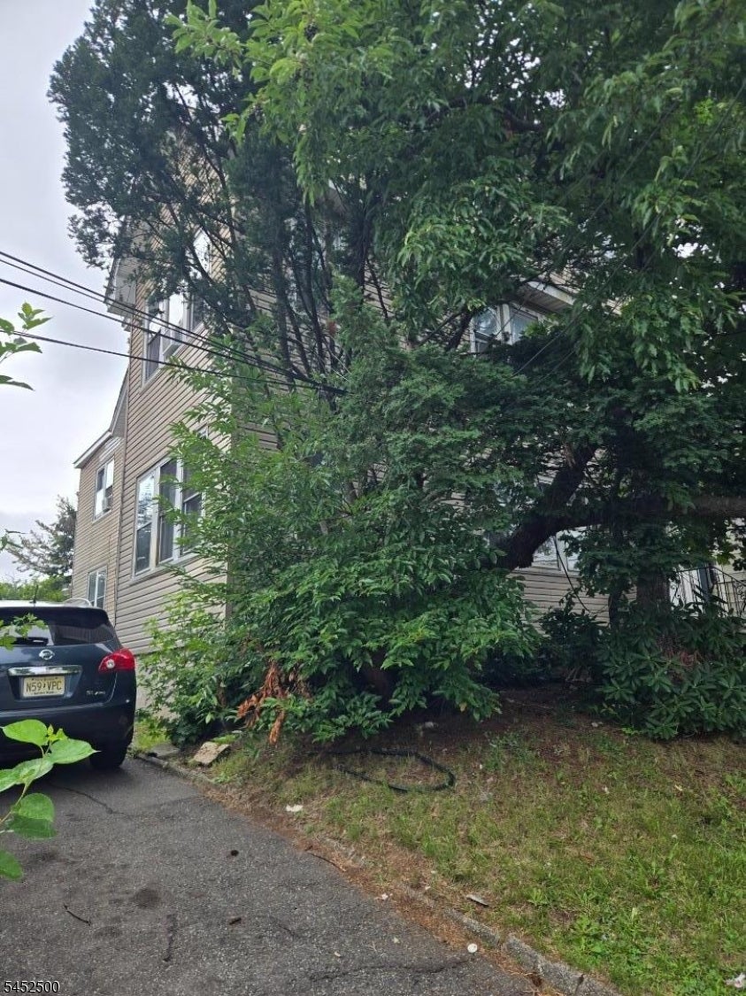 13 Fuller Pl