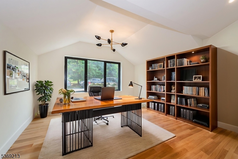108 Meyersville Rd