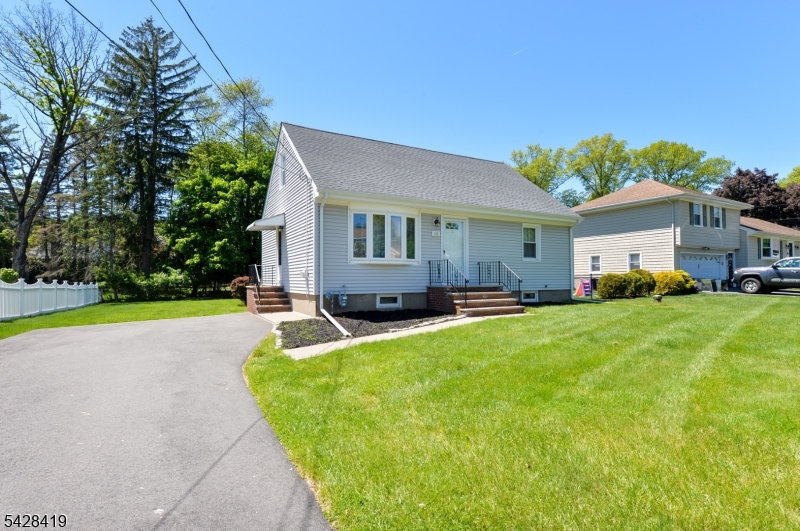 113 Stanley Ct