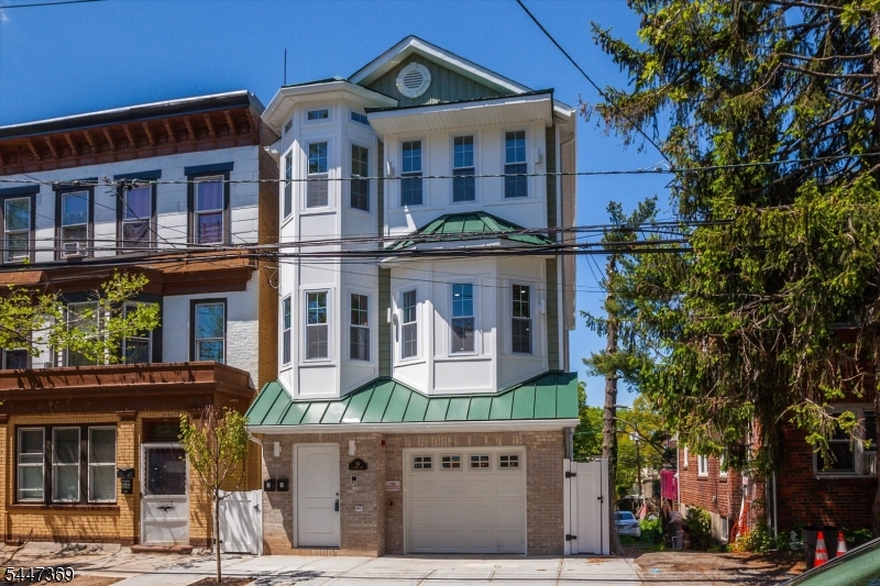 59 Sunset Ave