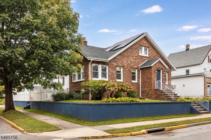 25 Davey St