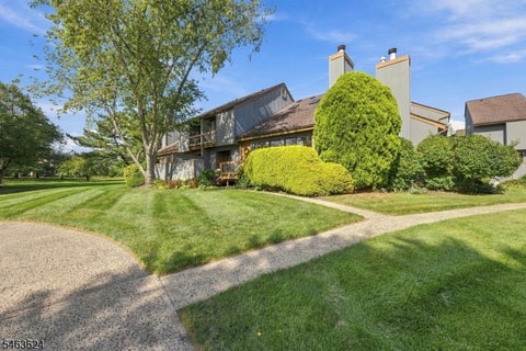 Photo for 27 Chestnut Ct