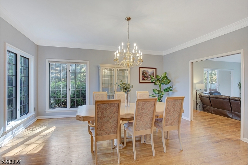 6 Wintermute Farm Lane