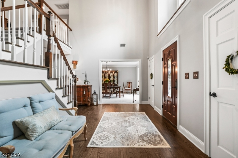 42 Silver Spring Ct