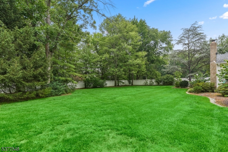 42 Silver Spring Ct