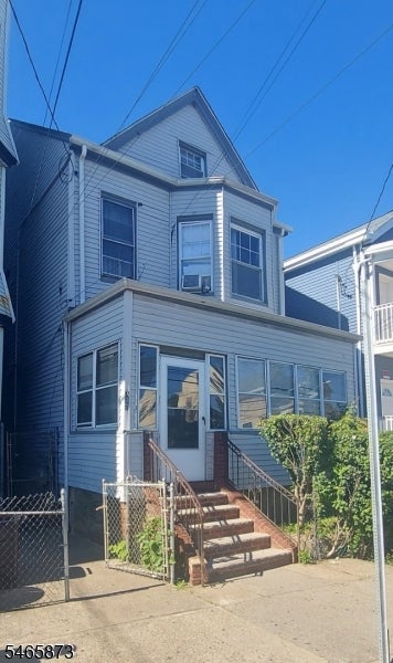 Photo for 714 E 18th