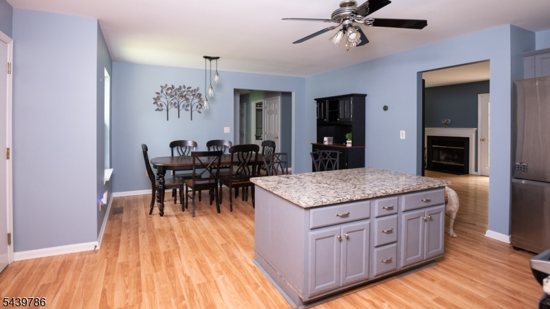 7 Woodland Hills Dr