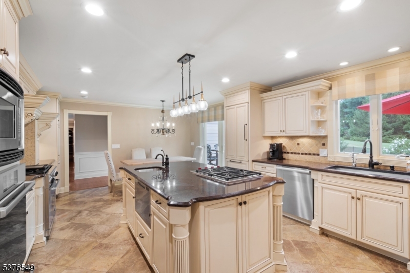 18 Kerby Ln