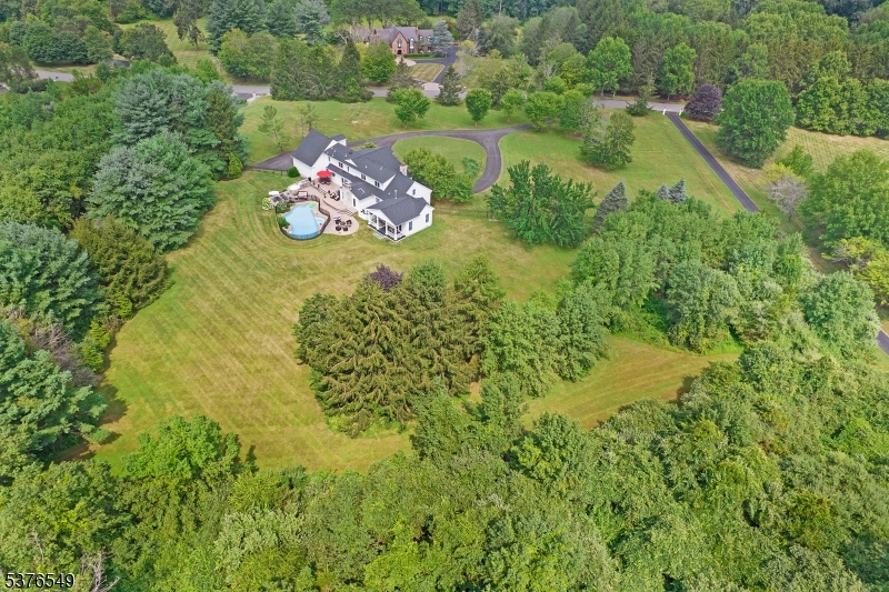 18 Kerby Ln