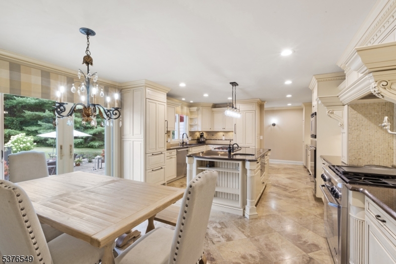 18 Kerby Ln