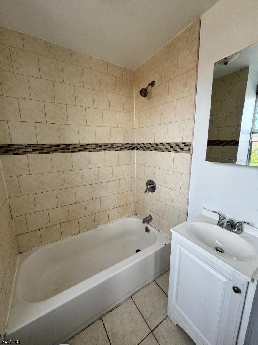 784 S. 19TH ST