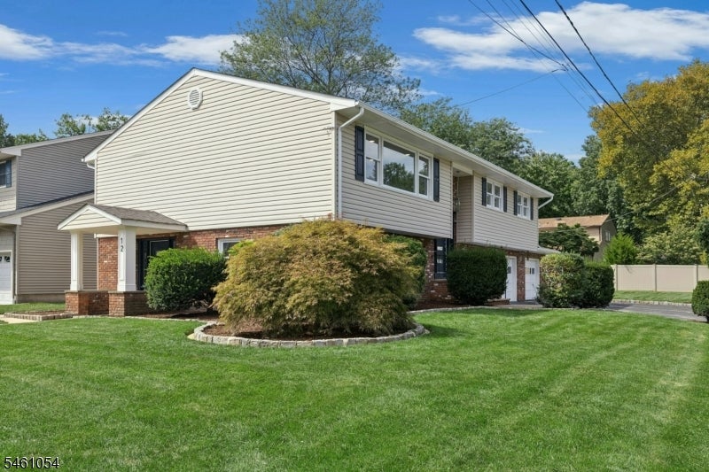 12 Dorchester Ave