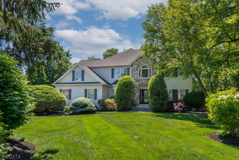 18 Tamari Ct