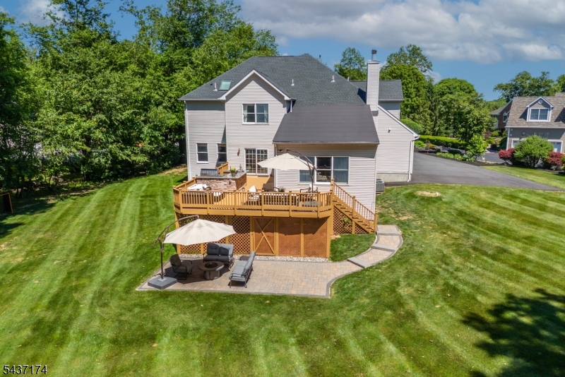 18 Tamari Ct