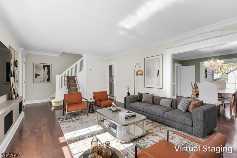 24 Hillcrest Ave