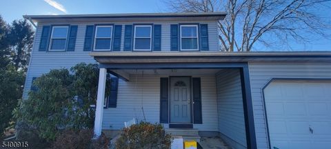 2 Bernard Ct Clinton Twp. NJ 08833