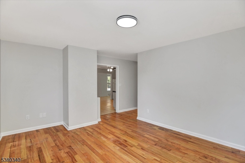132 William St
