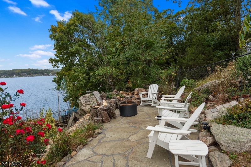 6 Bonaparte Rd