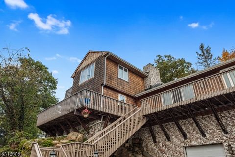 6 Bonaparte Rd Hopatcong Boro NJ 07843