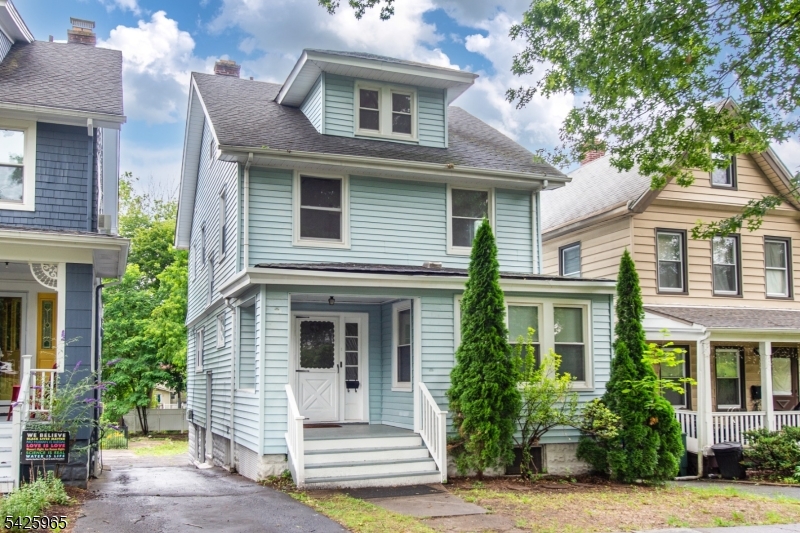 51 Riggs Pl