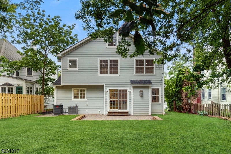 161 Myrtle Ave