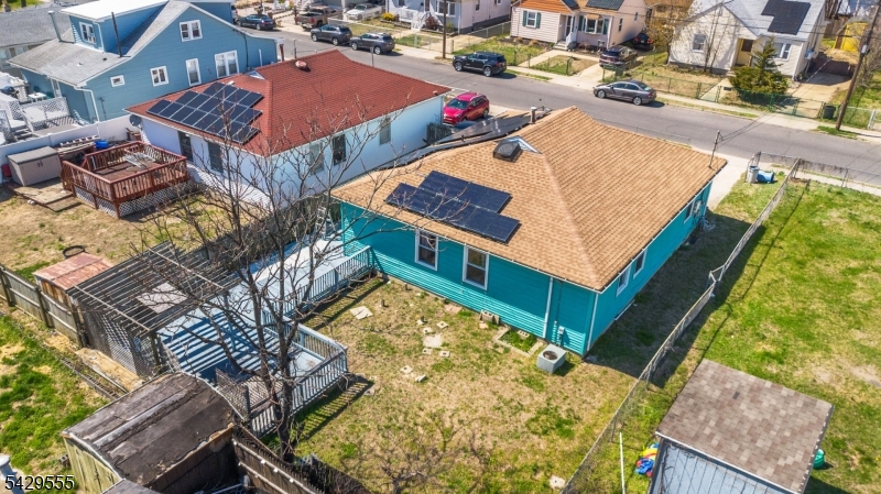 128 Highland Blvd
