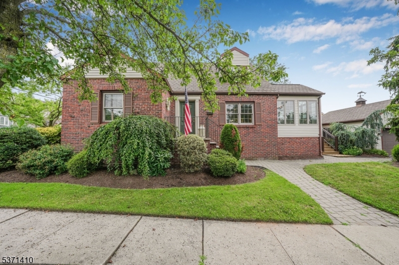 23 Lincoln Ave