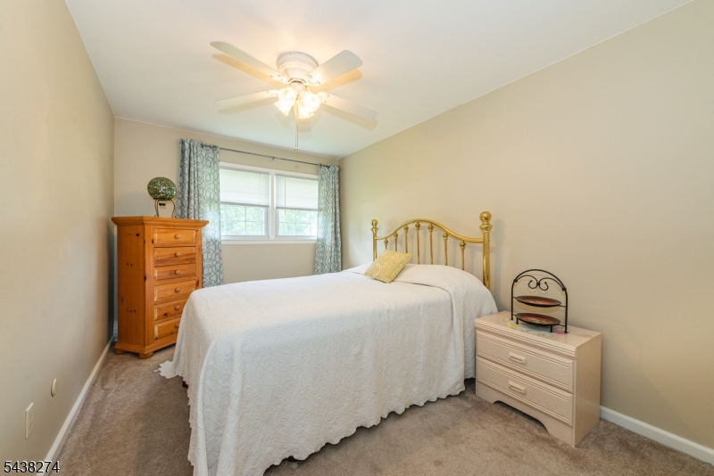 21 Whitegate Rd