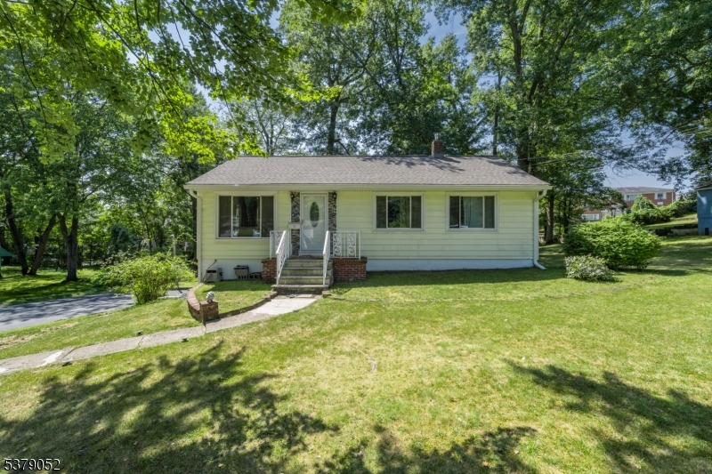 14 Katherine Dr