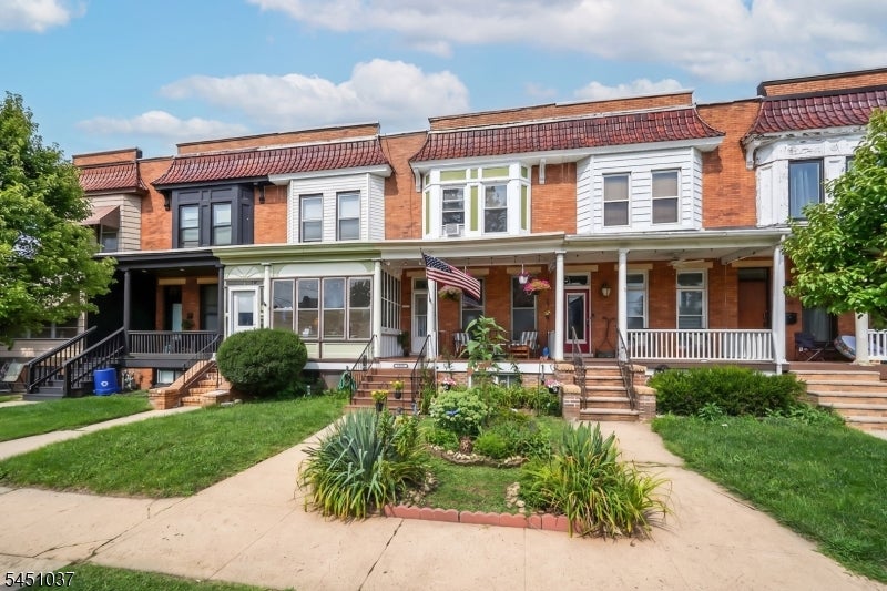 1376 Bryant St