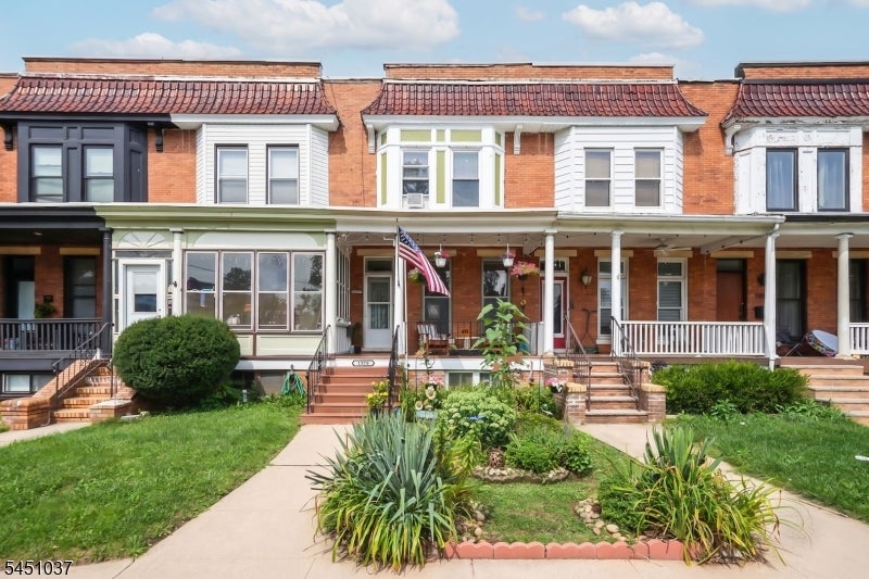 1376 Bryant St