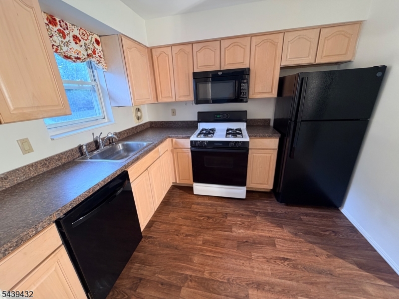 2467 State Route 10 3B