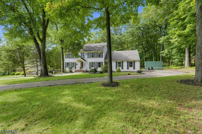 5 Buckingham Ct