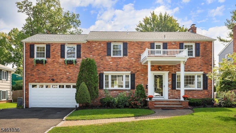 9 Cornell Rd
