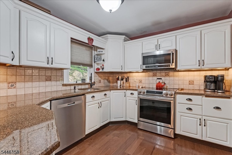 109 Valley View Trl