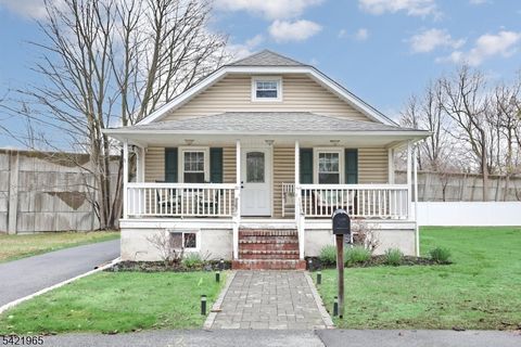 60 Ramapo Ave Oakland Boro NJ 07436