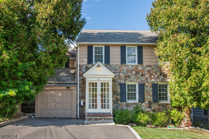 77 Forest Hill Rd
