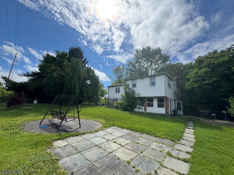 15 Van Dunk Ln