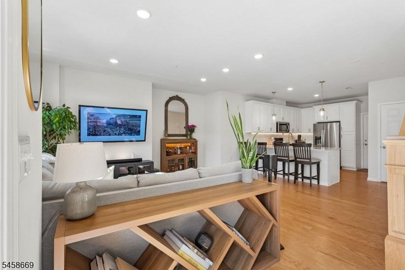 1002 Station Rd